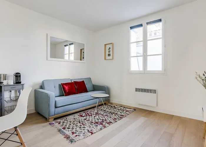 Notre-Dame De Paris Flat By Guestready Parijs